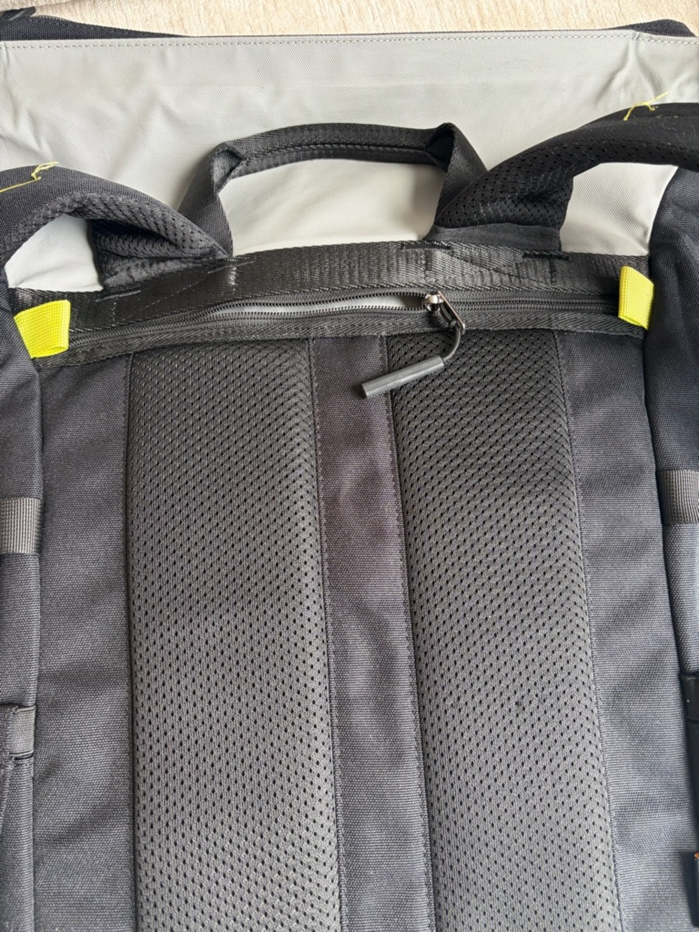 tomtoc Rolltop Laptop Backpack Gray Black Waterproof Travel Bag - Picture 8 of 8